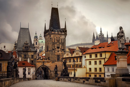 发卡网安全的自动攻击网站工具下载